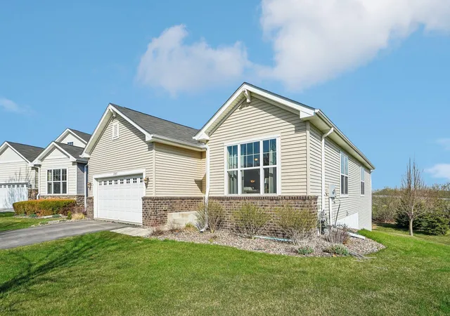 Homes for sale in Chaska, MN | 3747 Terra Vista Path, Chaska, MN 55318 | MLS# 7097352