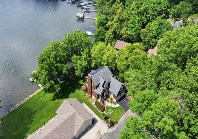 Homes for sale in Chanhassen, MN | 9247 Lake Riley Blvd, Chanhassen, MN 55317 | MLS# 7097353