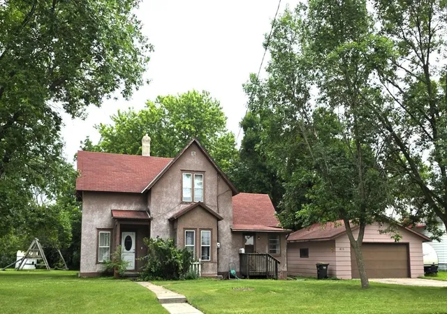 Photo 3 of Single family home for sale at 411 Pine St, Paynesville, MN 56362 | MLS# 7097357 | Listing updated on 2026-10-06