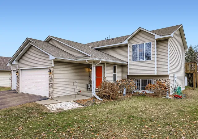 Homes for sale in Monticello, MN | 9982 Park Pl Dr, Monticello, MN 55362 | MLS# 7097399