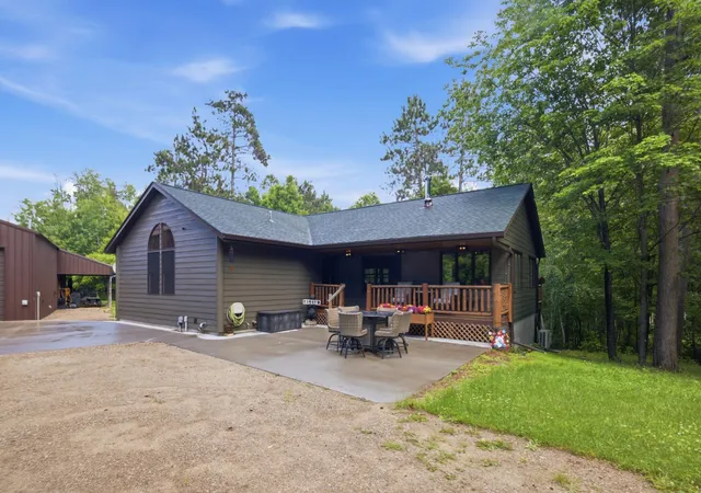 Photo 4 of Single family home for sale at 33486 Pierson Dr, Pequot Lakes, MN 56472 | MLS# 7097411 | Listing updated on 2026-08-14