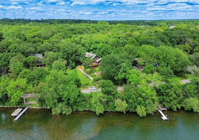 4th image of 15928 Lake Koronis Rd, Paynesville, MN 56362 | MLS# 7097440