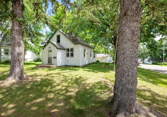 Homes for sale in Staples, MN | 402 7Th St Ne, Staples, MN 56479 | MLS# 7097461