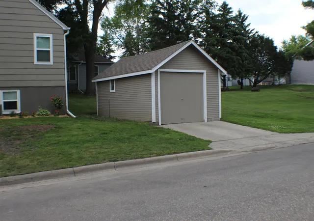 Homes for sale in Osakis, MN | 23 W Pike St, Osakis, MN 56360 | MLS# 7097465
