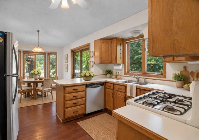 Photo 1 of Single family home for sale at 4512 Williston Rd, Minnetonka, MN 55345 | MLS# 7097494 | Listing updated on 2026-10-21