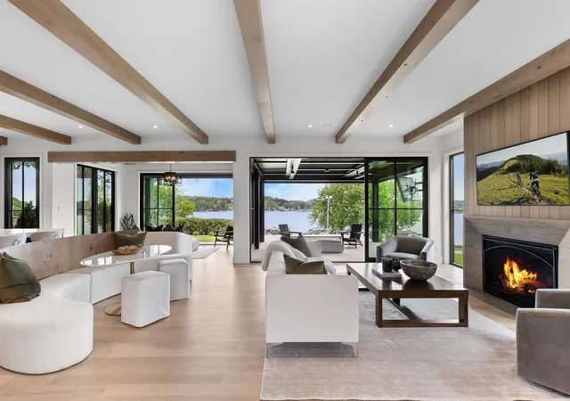 3rd image of 254 Lake St, Excelsior, MN 55331 | MLS# 7097500