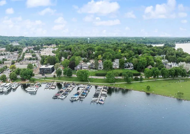 Homes for sale in Excelsior, MN | 254 Lake St, Excelsior, MN 55331 | MLS# 7097500