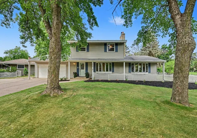 Homes for sale in White Bear Lake, MN | 3275 Midland Ave, White Bear Lake, MN 55110 | MLS# 7097534