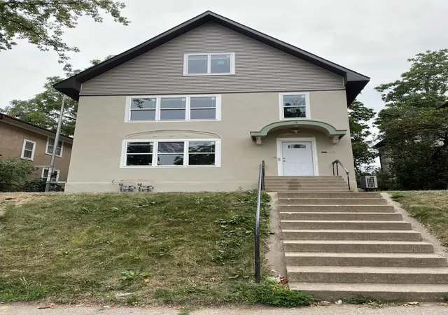 1st image of 1952 Saint Clair Ave, Saint Paul, MN 55105 | MLS# 7097546