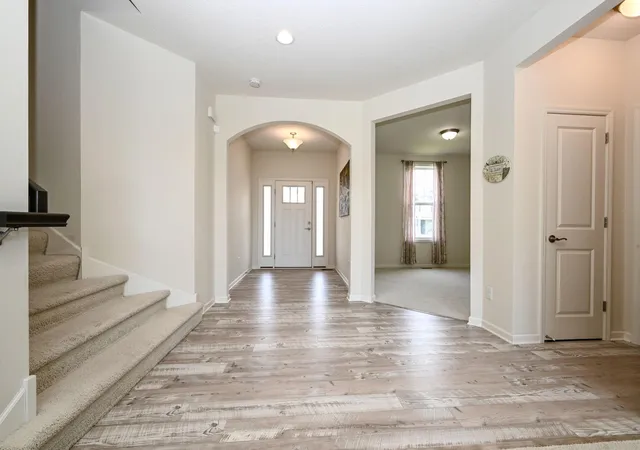 3rd image of 9343 Compass Pointe Rd, Saint Paul, MN 55129 | MLS# 7097549