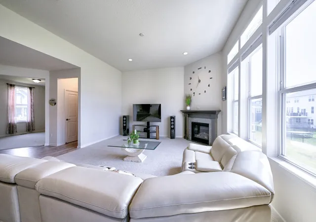5th image of 9343 Compass Pointe Rd, Saint Paul, MN 55129 | MLS# 7097549