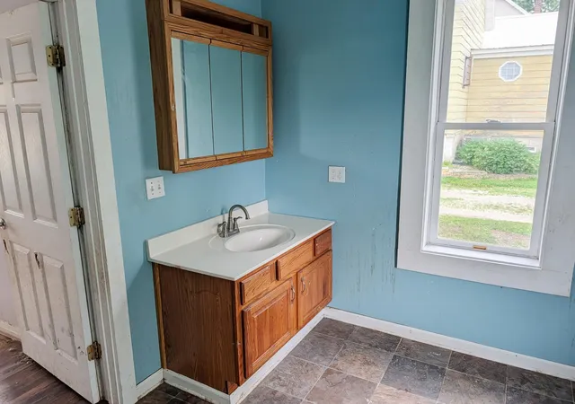 4th image of 117 E Grant St, Spring Valley, MN 55975 | MLS# 7097552