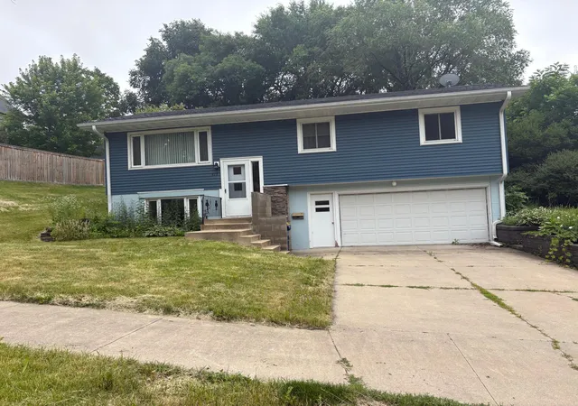 Homes for sale in Faribault, MN | 419 2nd St Ne, Faribault, MN 55021 | MLS# 7097553