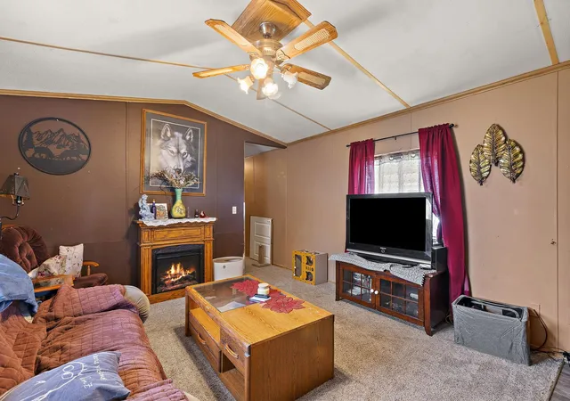 2nd image of 400 22 1/2 St Nw, Stewartville, MN 55976 | MLS# 7097554