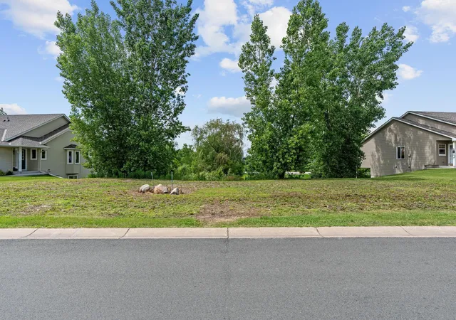 3rd image of 7195 Sterling Dr, Rockford, MN 55373 | MLS# 7097582