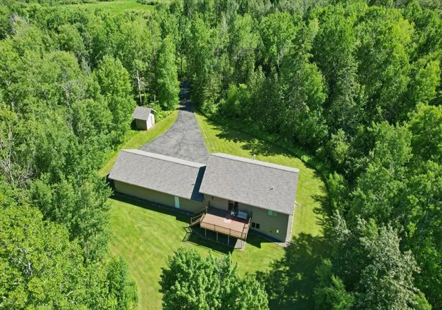 Homes for sale in Duluth, MN | 5015 Martin Rd, Duluth, MN 55803 | MLS# 7097585