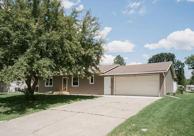 Homes for sale in Little Falls, MN | 603 7th St Sw, Little Falls, MN 56345 | MLS# 7097587