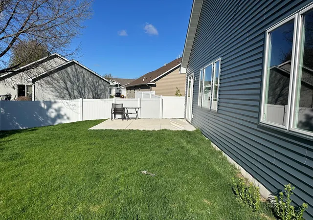 Homes for sale in New Prague, MN | 1118 Village St Se, New Prague, MN 56071 | MLS# 7097591