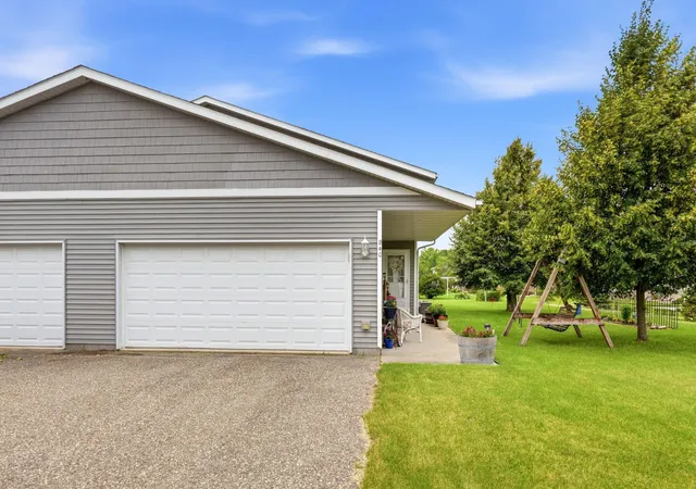 Homes for sale in Hutchinson, MN | 840 Cleveland Ave Sw, Hutchinson, MN 55350 | MLS# 7097599