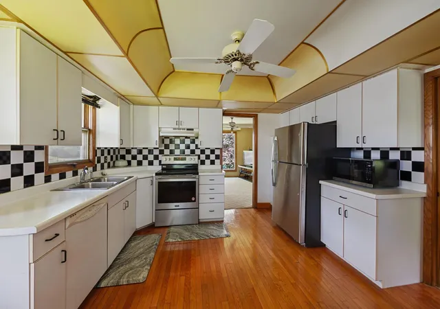 5th image of 1422 Kent St, Saint Paul, MN 55117 | MLS# 7097638