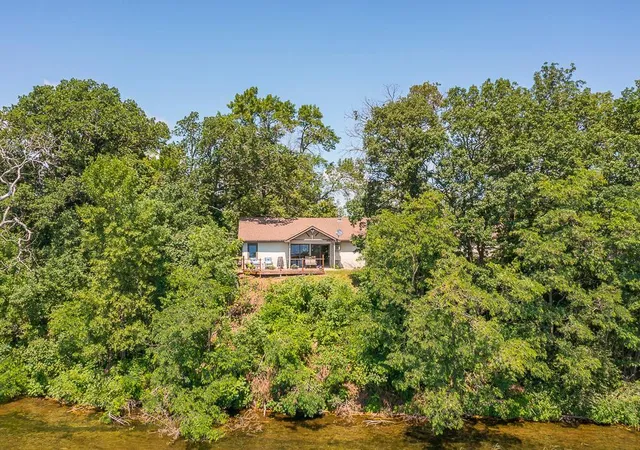 2nd image of 21824 Hillcrest Dr, Nisswa, MN 56468 | MLS# 7097662