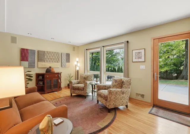 Photo 3 of Sale Pending at 18416 Ridgewood Rd, Wayzata, MN 55391 | MLS# 7097663 | Listing updated on 2026-09-02