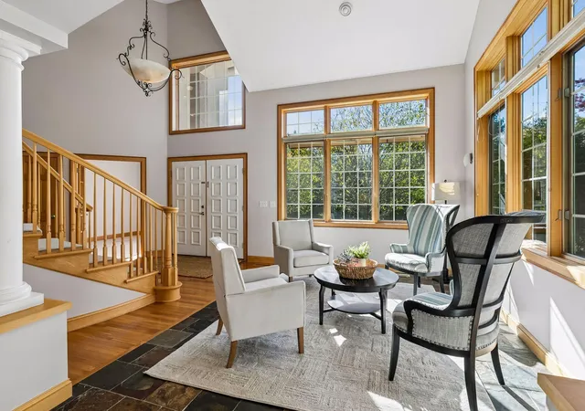 Photo 3 of Single family home for sale at 6582 Willow Ct, Mound, MN 55364 | MLS# 7097682 | Listing updated on 2026-10-09