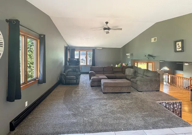 Homes for sale in Slayton, MN | 2832 Mill St, Slayton, MN 56172 | MLS# 7097697