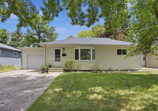 Homes for sale in Moorhead, MN | 1512 17th St S, Moorhead, MN 56560 | MLS# 7097719
