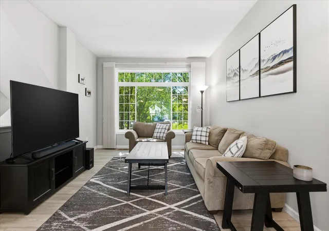 1st image of 10512 8th Ave N, Minneapolis, MN 55441 | MLS# 7097725
