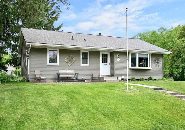 1st image of 1309 Wincrest Dr, Winona, MN 55987 | MLS# 7097736