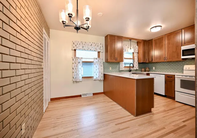 5th image of 1309 Wincrest Dr, Winona, MN 55987 | MLS# 7097736