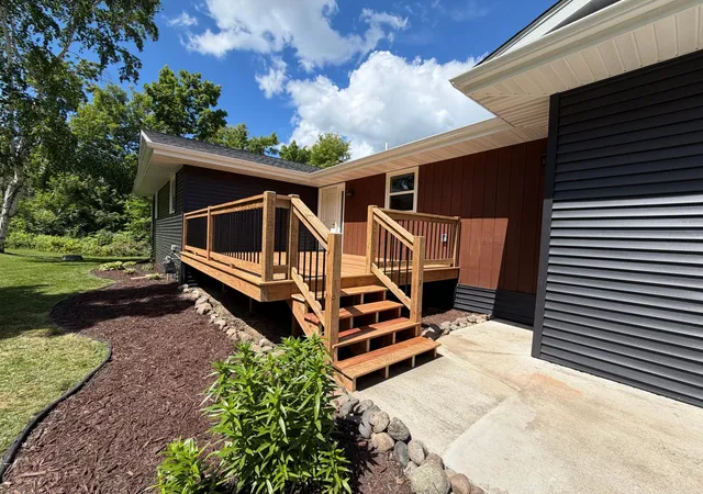 3rd image of 6020 Shady Ln Ne, Bemidji, MN 56601 | MLS# 7097756