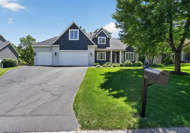 Homes for sale in Stillwater, MN | 13085 56th St N, Stillwater, MN 55082 | MLS# 7097784