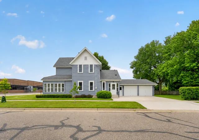 Homes for sale in Lake City, MN | 302 S Prairie St, Lake City, MN 55041 | MLS# 7097802