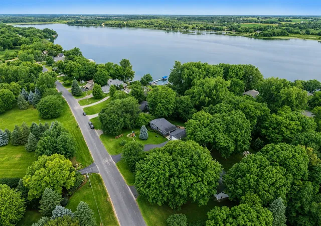 21st image of 4610 S Lake Sarah Dr, Maple Plain, MN 55359 | MLS# 7097807