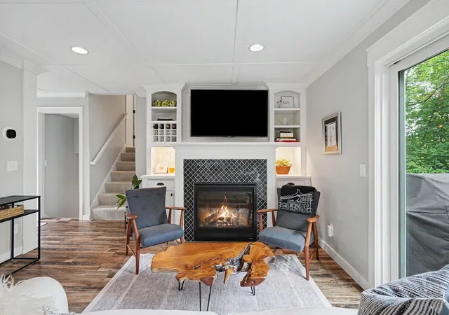 Photo 3 of Sale Pending at 4610 S Lake Sarah Dr, Maple Plain, MN 55359 | MLS# 7097807 | Listing updated on 2026-09-04