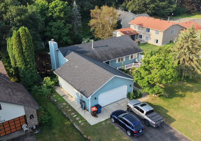 Photo 1 of Single family home for sale at 2508 Knoll Cir, Saint Paul, MN 55109 | MLS# 7097845 | Listing updated on 2026-08-14