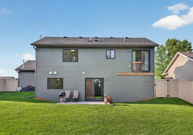 Homes for sale in Kenyon, MN | 419 Skogen Dr, Kenyon, MN 55946 | MLS# 7097846