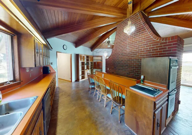 Photo 3 of Single family home for sale at 118 Arrowhead Rd, Emmons, MN 56029 | MLS# 7097851 | Listing updated on 2026-08-19