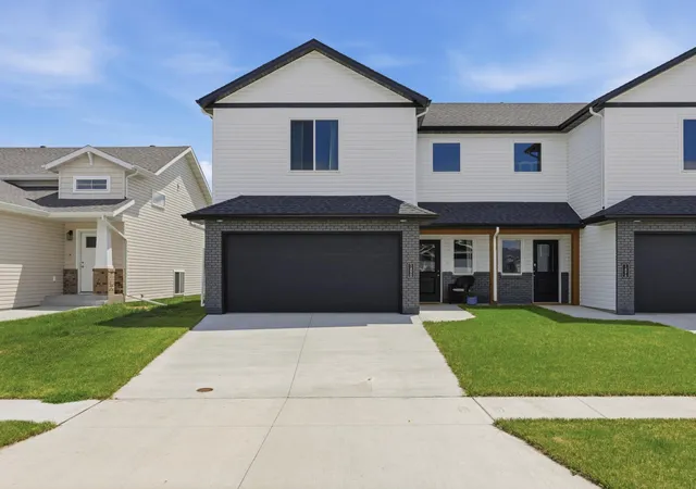 Homes for sale in Fargo, ND | 1490 68th Ave S, Fargo, ND 58104 | MLS# 7097855
