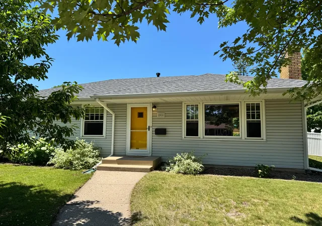 1st image of 7200 14th Ave S, Minneapolis, MN 55423 | MLS# 7097859