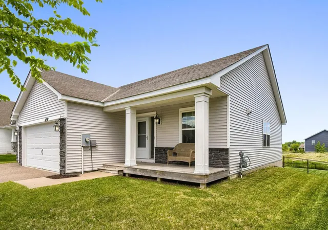 3rd image of 4798 Ethan Trl N, Hugo, MN 55038 | MLS# 7097883