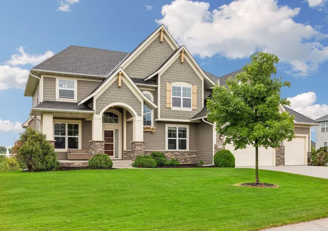 2nd image of 10412 Oregon Ave N, Brooklyn Park, MN 55445 | MLS# 7097902