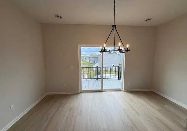 3rd image of 13614 Willow Dr, Rogers, MN 55374 | MLS# 7097909