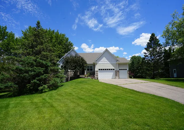 Photo 54 of Sale Pending at 6065 Seamans Dr, Excelsior, MN 55331 | MLS# 7097970 | Listing updated on 2026-08-22