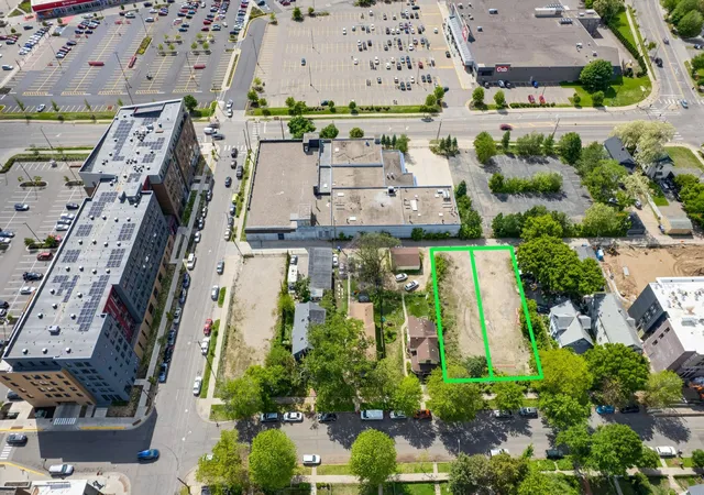 2nd image of 2828 & 2824 27th Ave S, Minneapolis, MN 55406 | MLS# 7097974