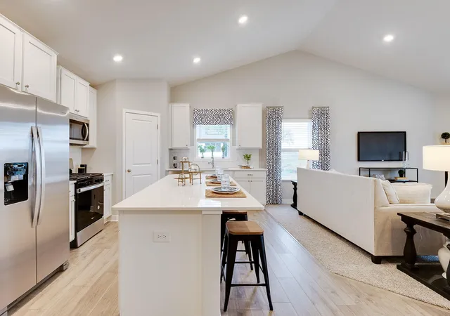 4th image of 2295 Latour Dr, Shakopee, MN 55379 | MLS# 7097978
