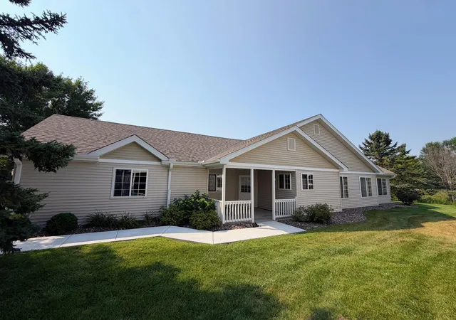 2nd image of 18228 Kent St Nw, Elk River, MN 55330 | MLS# 7097985
