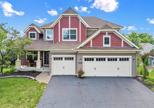 Homes for sale in Mahtomedi, MN | 617 Eastgate Pkwy, Mahtomedi, MN 55115 | MLS# 7097988